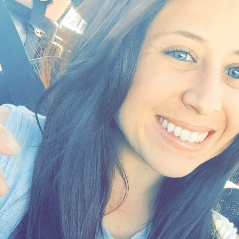 Meet your Posher, Yvonne